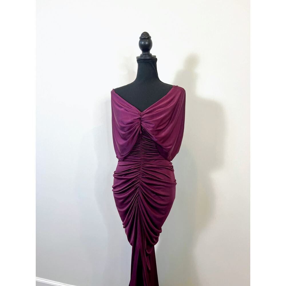 Yaura Tiara Gown Maxi Dress in Grape Size 8 Off Shoulder Lined Cocktail Party - Picture 4 of 6